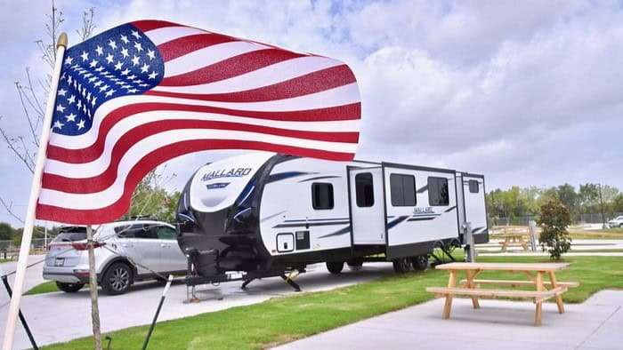 Best RV Parks In Houston Eric & Jay's RV Resort 2