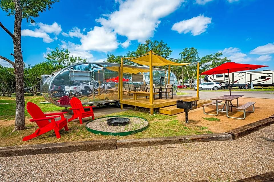 Campgrounds In Texas Open Air RV Resort Spicewood 2